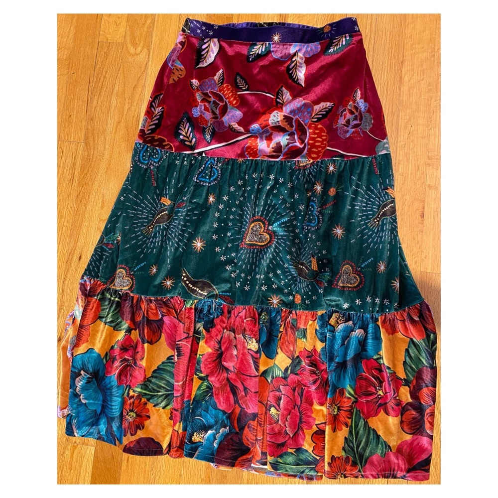 NWOT Farm Rio Tiered Velvet Midi Skirt  Size Small